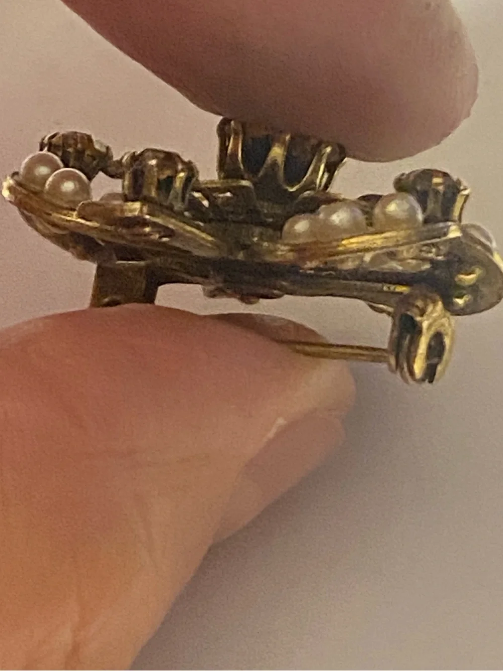 Vintage Gold Tone Coro Brooch 3-Leaf Clover Amber/ Topas Rhinestones Faux Pearls